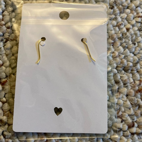 “Vampire teeth” earrings. - Picture 2 of 2